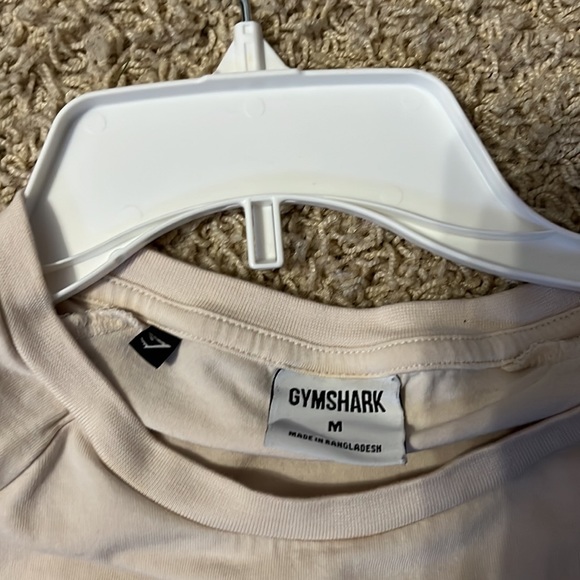 Gymshark athletic shirt - Picture 3 of 3